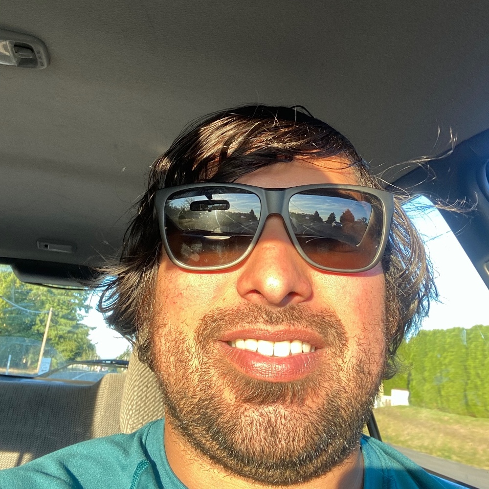 Meet your Posher, Juan